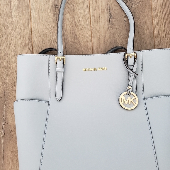 Michael Kors bag - Picture 2 of 6